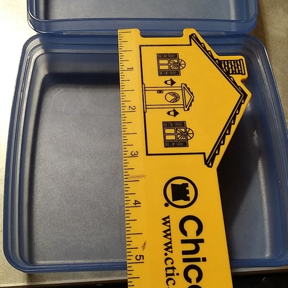 Tupperware Sandwich Containers (2) - Picture 9 of 12